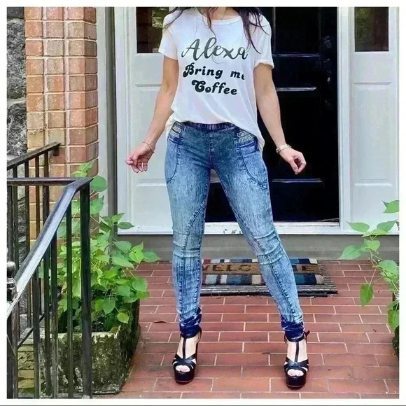 ACD WASH ROCK & ROLL CHIC SKINNY JEANS W/DETAIL - Picture 3 of 7